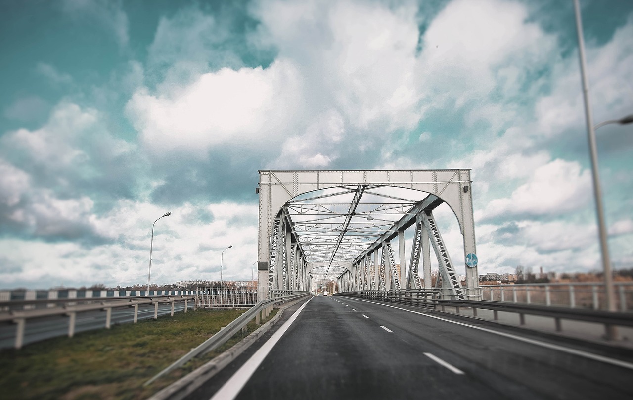最新道路運(yùn)輸管理?xiàng)l例重塑行業(yè)生態(tài)，推動(dòng)高質(zhì)量發(fā)展