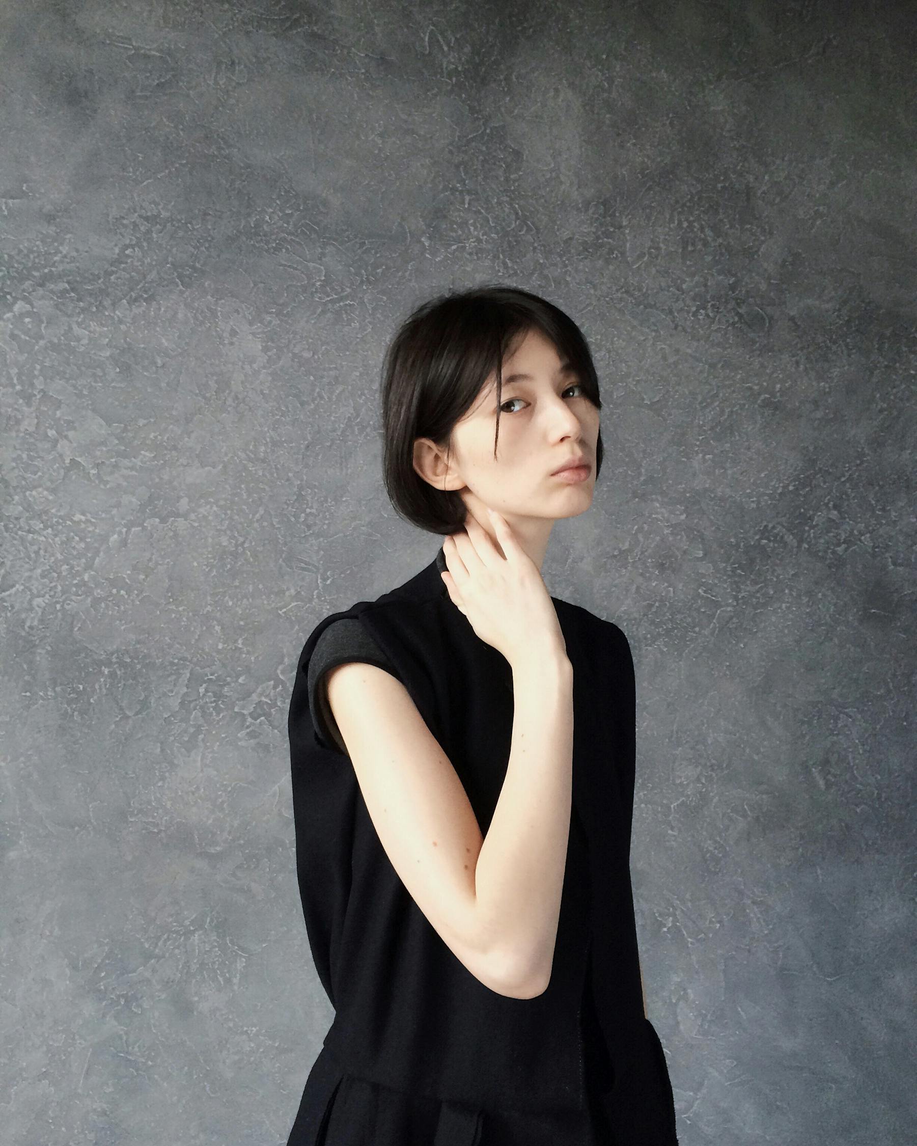 歐美風(fēng)女頭像最新時尚潮流版本，詮釋時尚魅力的精選頭像