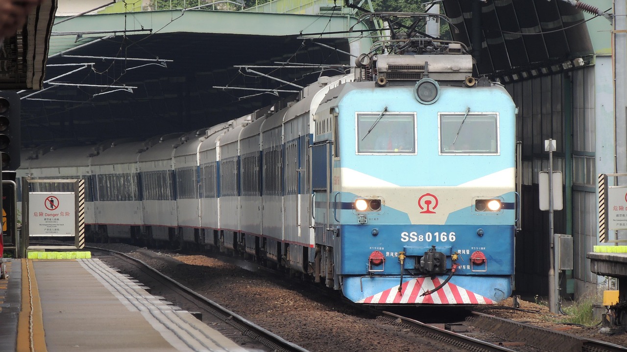 五菱燃油觀光車(chē)最新款，現(xiàn)代都市便捷與舒適的探索之旅
