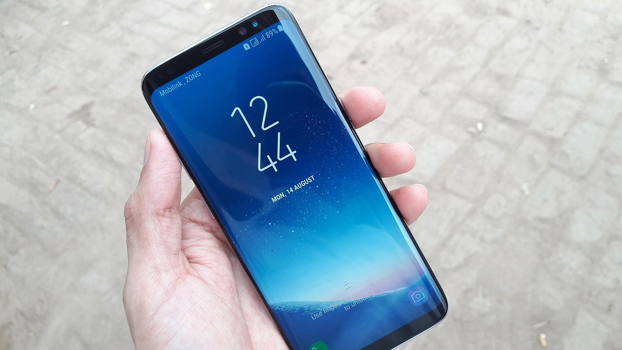 三星Galaxy S8 (SM-G9182)手機(jī)最新報價及深度解析揭秘